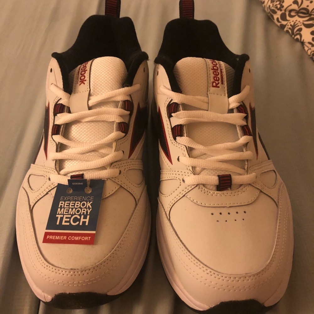 Reebok Trainer Men’s Tennis Shoe, size 9.5